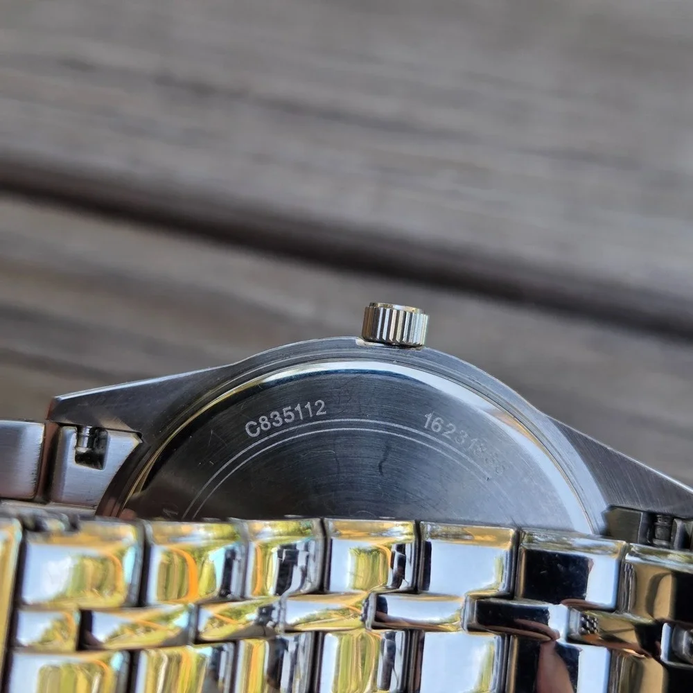 United Parcel Service BULOVA Men's Watch Stainless Steel 2 Diamond UPS Store EUC